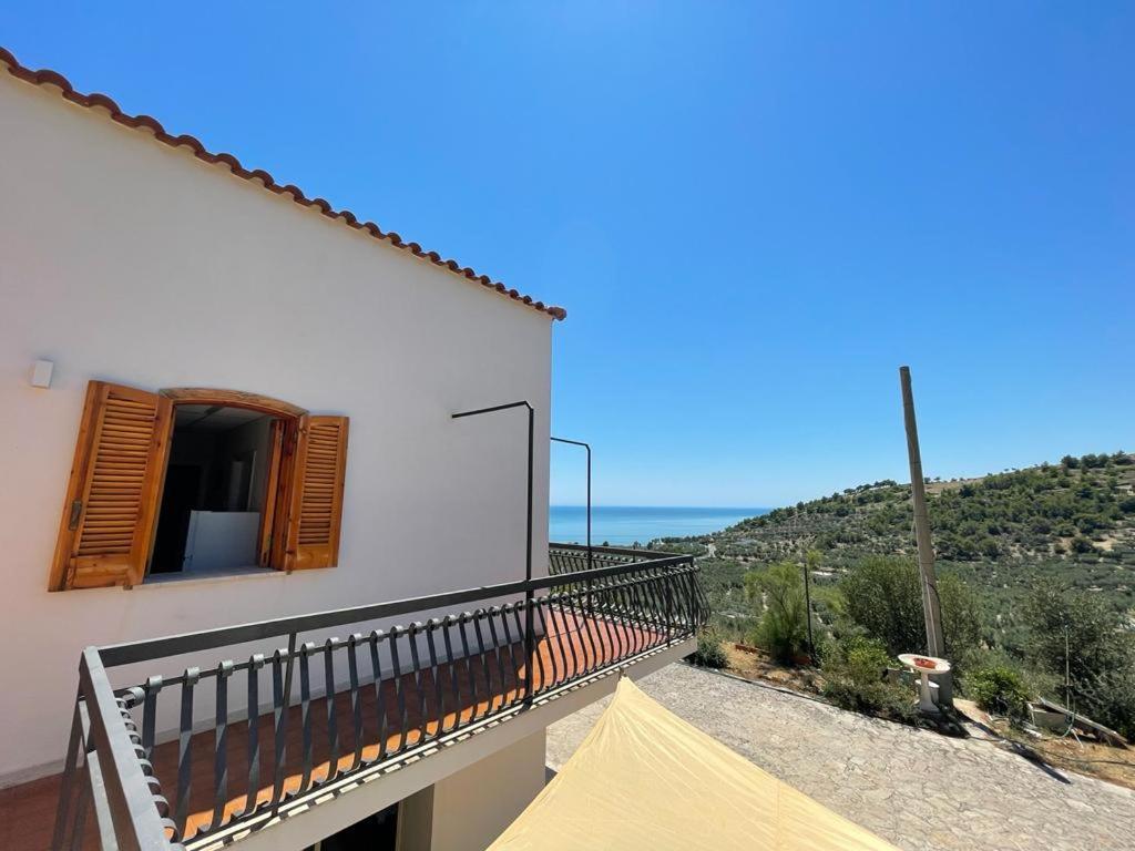 Colori Del Sud - Residence Mattinata Luaran gambar