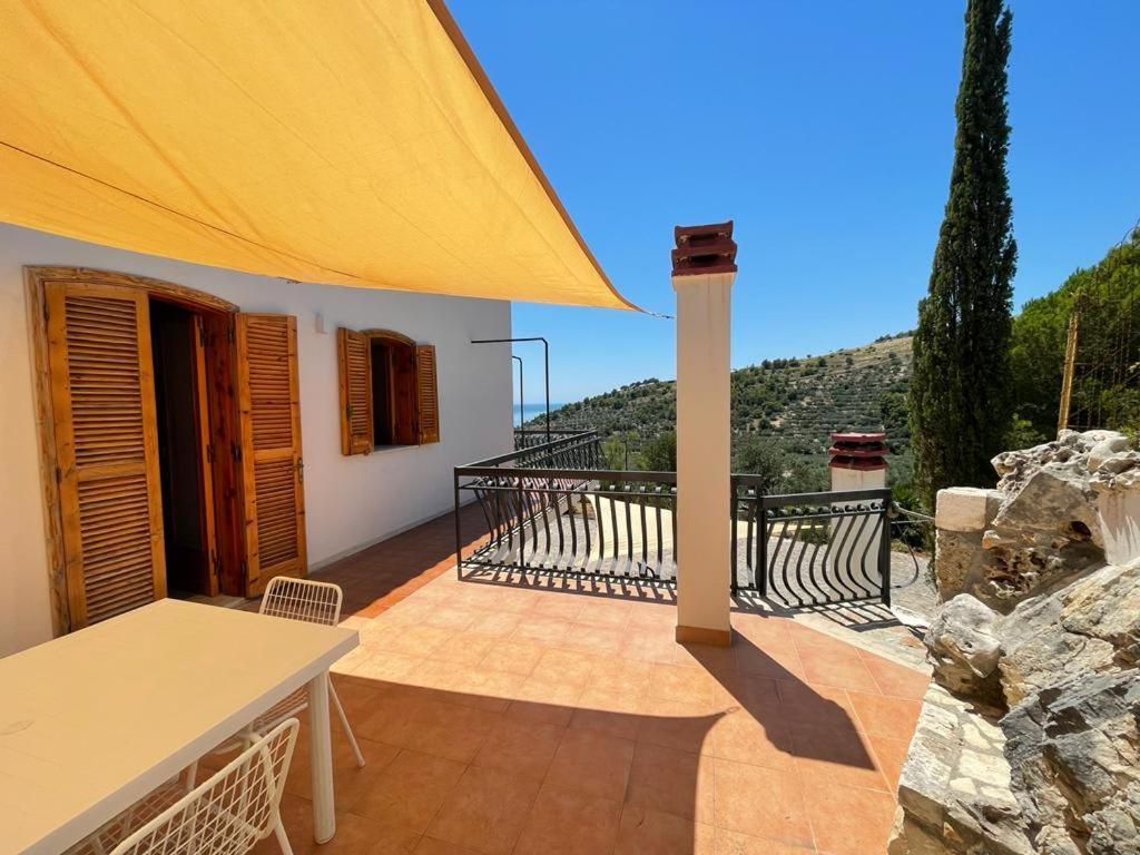 Colori Del Sud - Residence Mattinata Luaran gambar