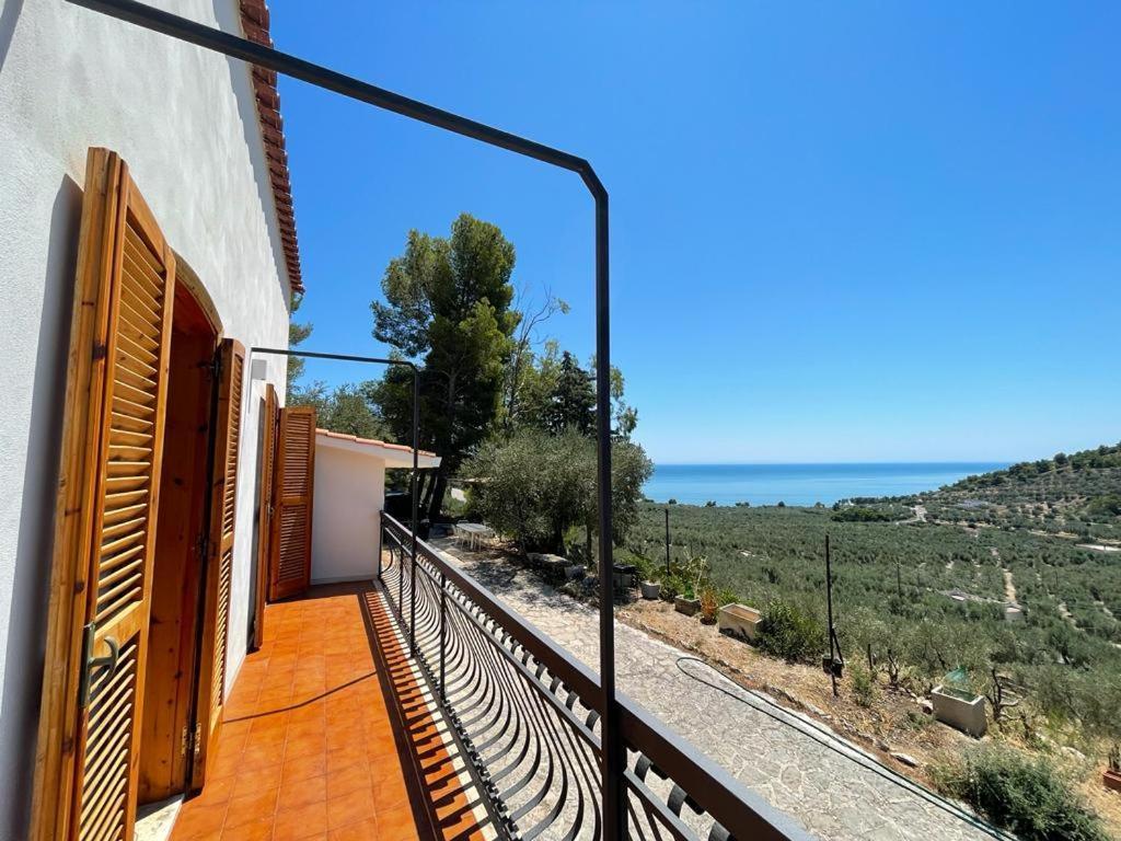 Colori Del Sud - Residence Mattinata Luaran gambar