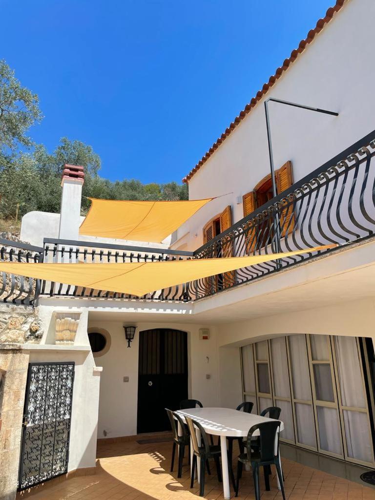 Colori Del Sud - Residence Mattinata Luaran gambar